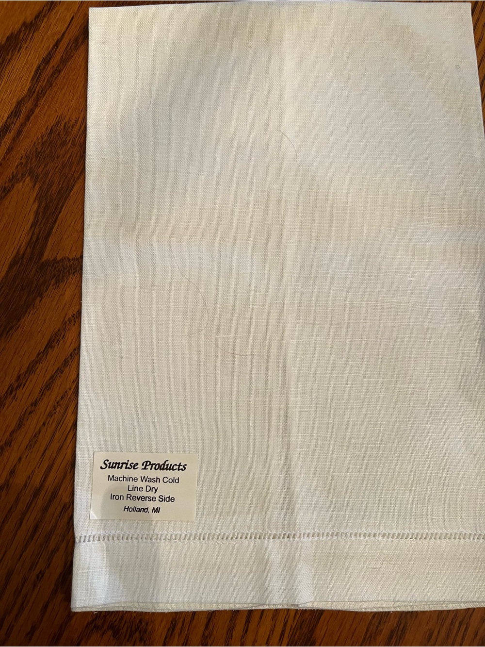 Scottie Dog Hand Towel in White with Red Accent - Picture 3 of 3